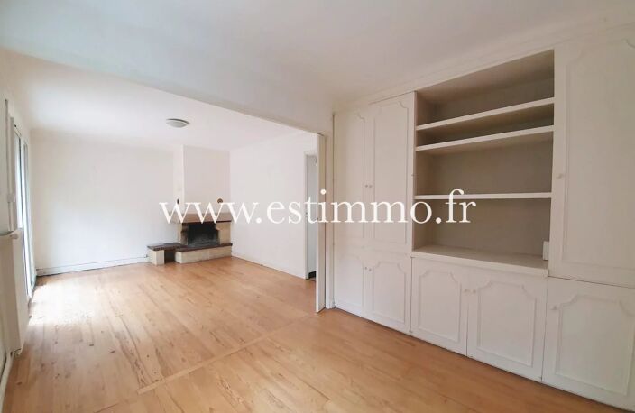 maison de ville à rafraichir — photo 2