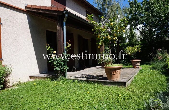 maison familiale de 9 pièces principales — photo 2