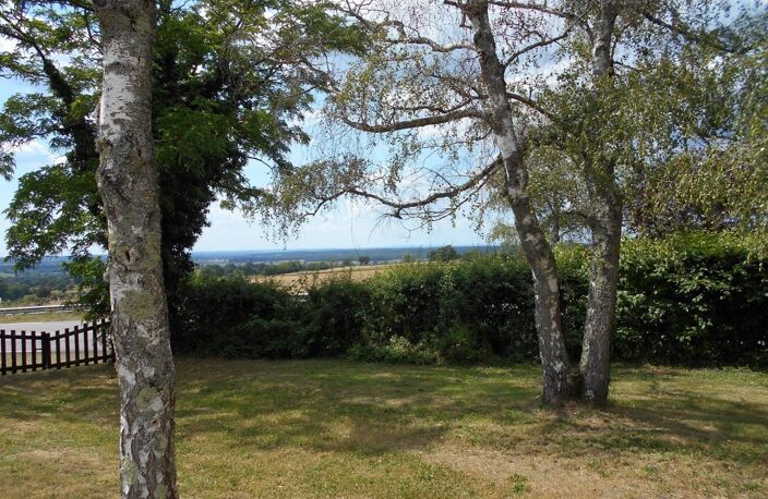 Belle maison avec vue à vendre en Bourgogne près de Luzy — photo 2