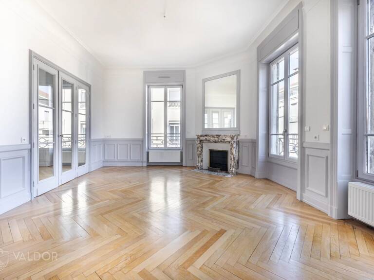 Superbe appartement en plein coeur de Villefranche — photo 1