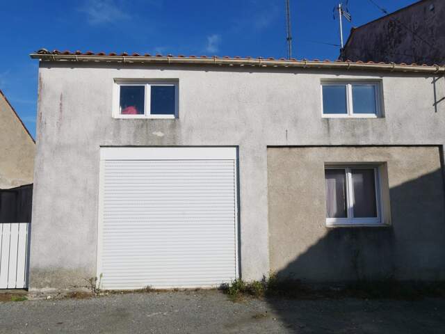 AIGREFEUILLE D'AUNIS — photo du bien
