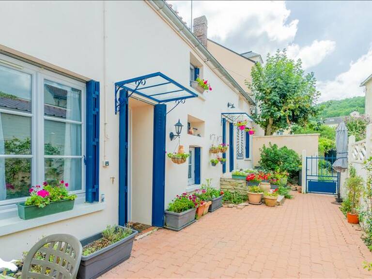 Maison en pierre de 5 pièces principales — photo 1