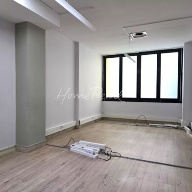 Bureau 5 pièces 2650 €