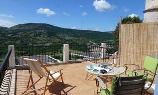 Maison 15 Pièces 393 m² à vendre à Coursegoules (06140)