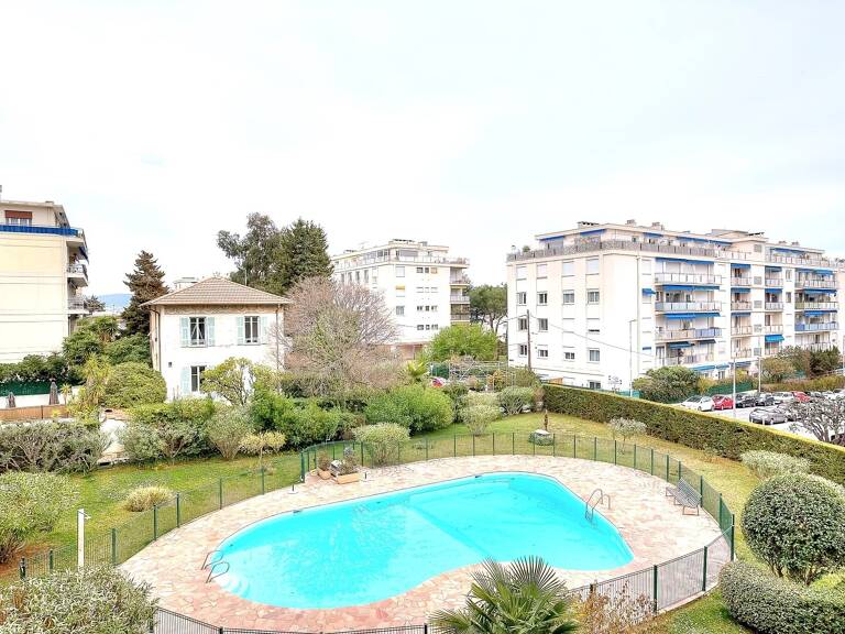 2P 48 m² + 20 m² Terrasse // Vendu 265.000€ — photo 1