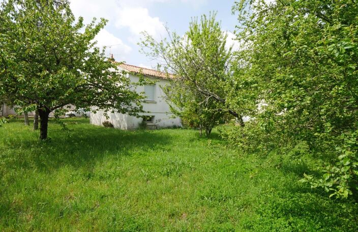 Maison centre de surgères — photo 5