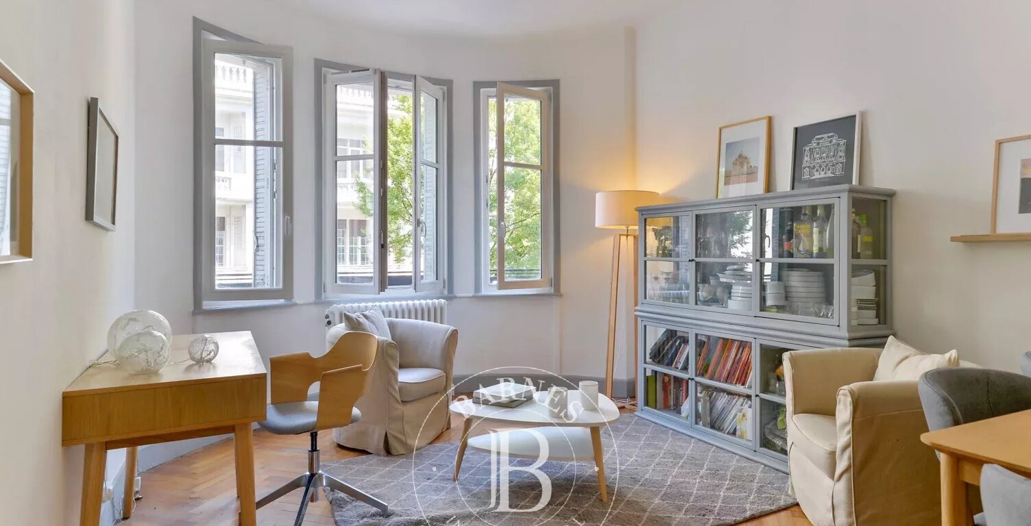 Lyon 6 - Tête d'Or - Appartement de 83,94 m² - 2 chambres - Cave — photo 1