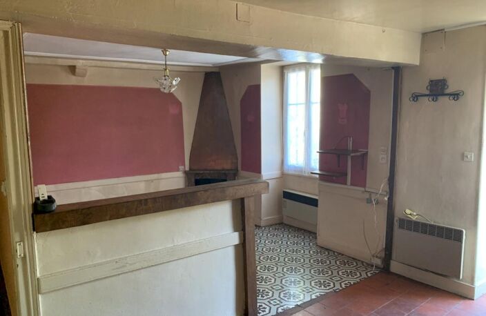 MAISON DE BOURG/ TANNAY — photo 4