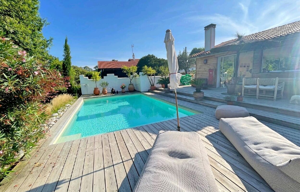 maison 6 pièces 250 m2 à vendre à Biarritz (64200)