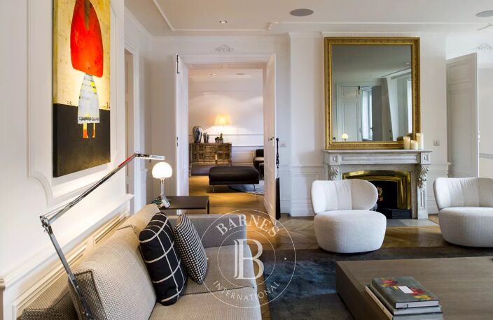 Lyon 2 - Ainay - Appartement d'exception de 273.58 m² -  Vue rare sur la colline de Fourvière - Petit et grand salon - 4 chambres — photo 4