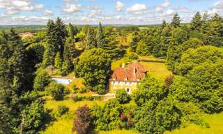 Maison 10 Pièces 301 m² à vendre à Figeac (46100)