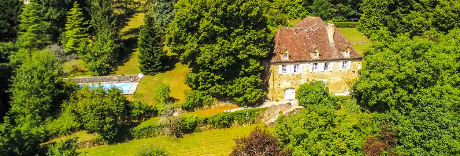 Maison 10 Pièces 301 m² à vendre à Figeac (46100)