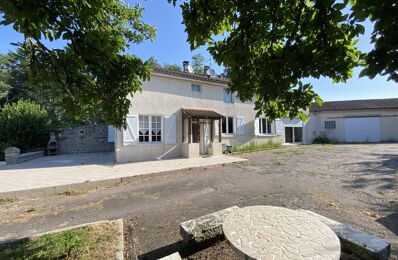 maison 10 pièces 310 m2 à vendre à Bussière-Badil (24360)