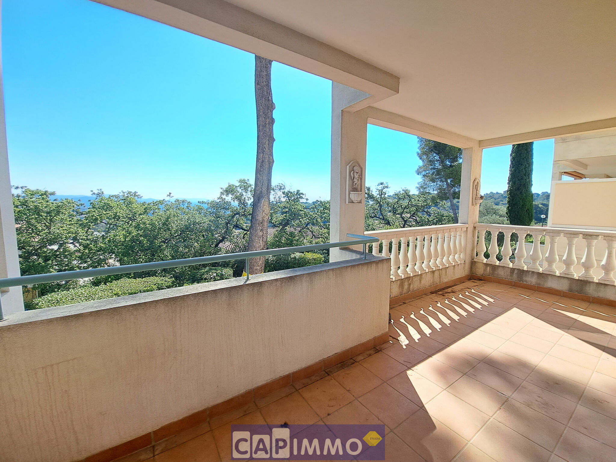 Hyères Appartement 3 pièces 83 m²