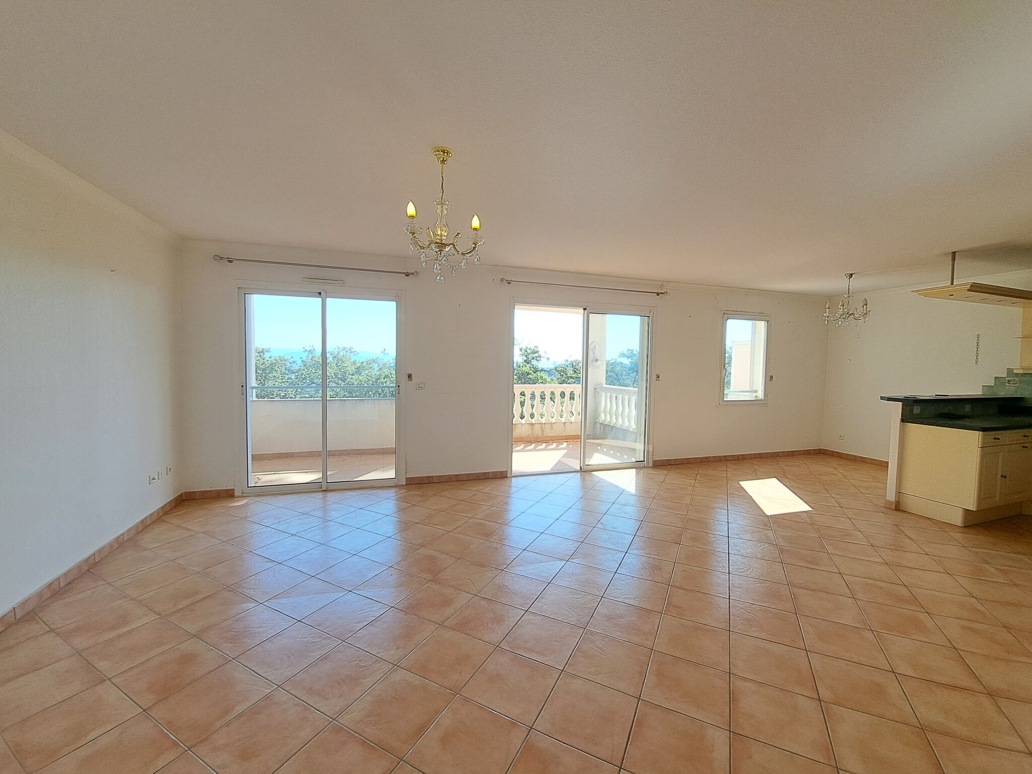 Appartement  T3 à vendre Hyères 83400