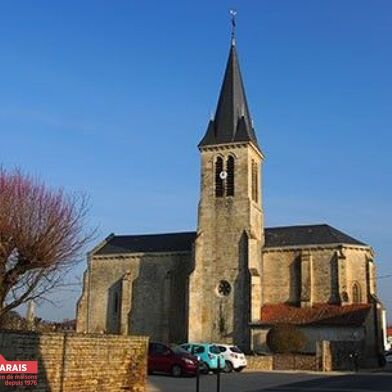 Terrain 684 m²