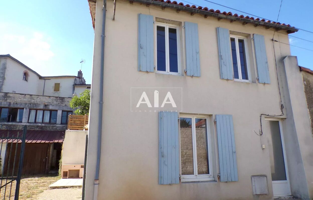 maison 4 pièces 86 m2 à vendre à Ruffec (16700)