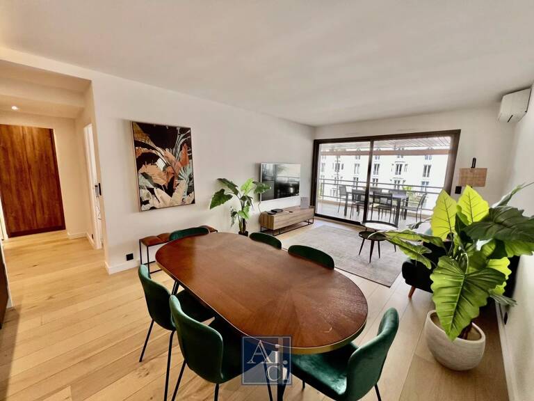 Cannes Gray d'Albion. Magnifique 3 pièces avec terrasse — photo 1