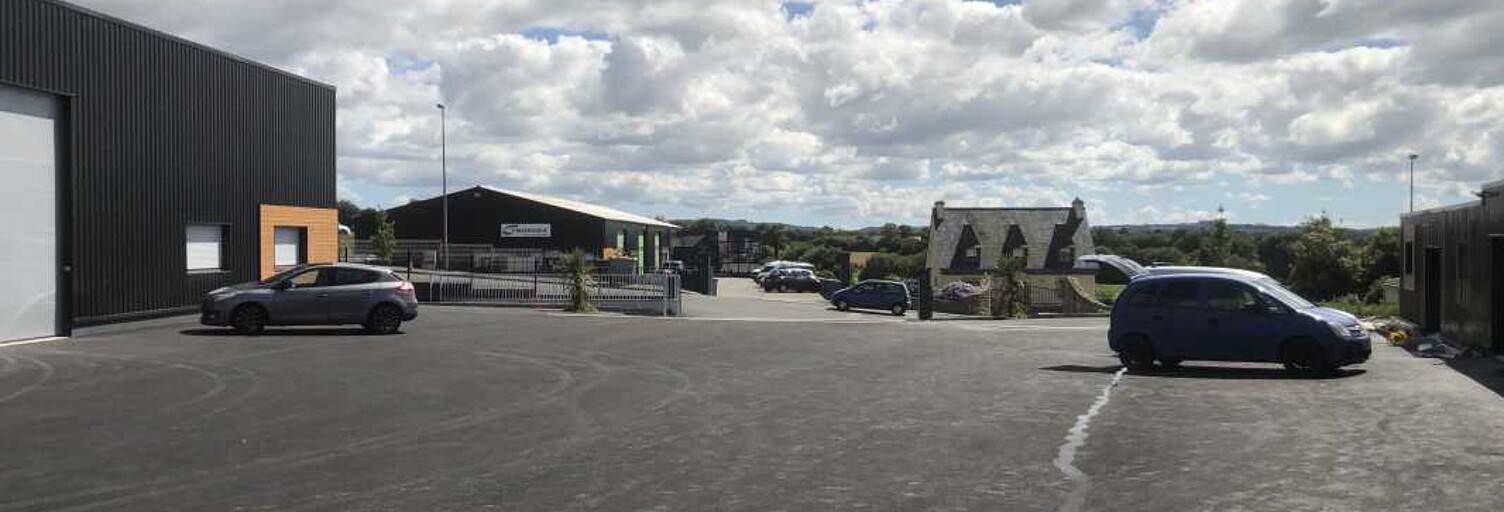 Local industriel  800 m² à louer à Pleyben (29190)