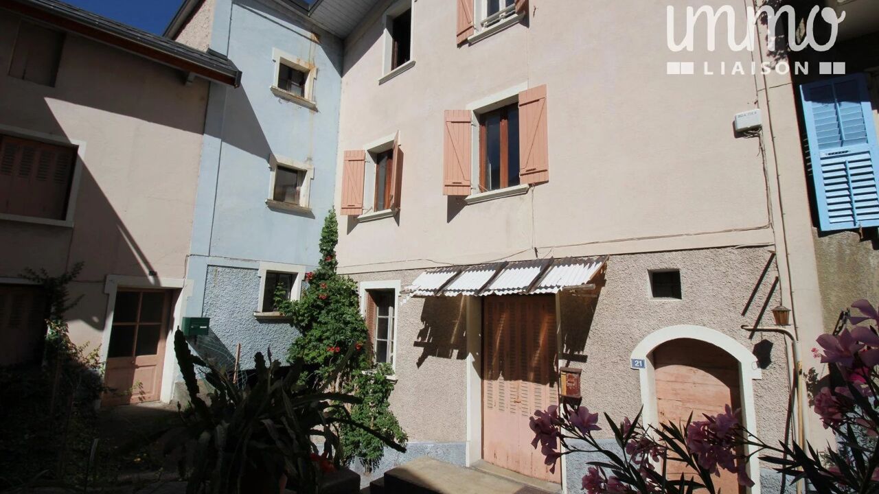 appartement 3 pièces 63 m2 à vendre à Saint-Michel-de-Maurienne (73140)