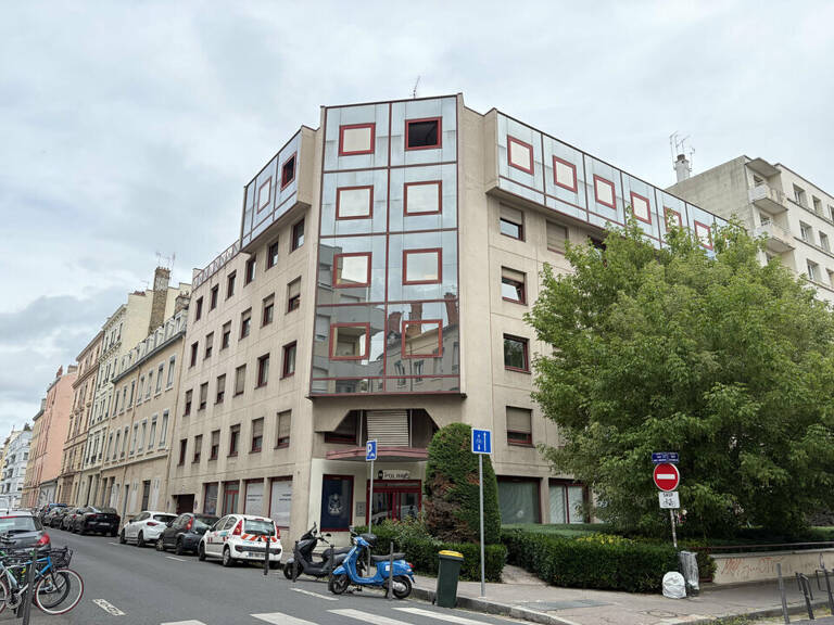 BUREAUX à LOUER — photo 1
