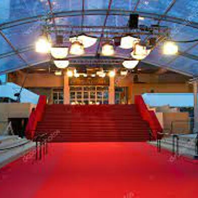 Commerce  345000 €