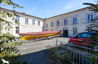 vente immeuble 559 000 € à proximité de La Couronne (16400)