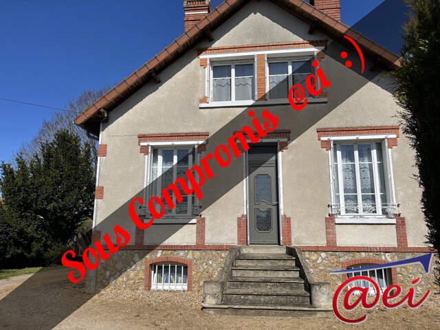 Maison T5 sur sous-sol + garage et dépendances sur un terrain d — photo du bien