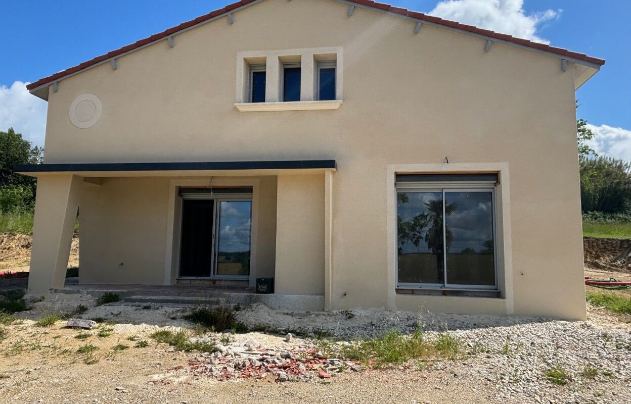 maison 2 pièces 200 m2 à vendre à Montpezat-de-Quercy (82270)