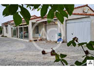 VILLA T4 - PLAIN PIED - PISCINE - DOUBLE GARAGE — photo 2