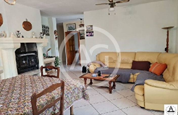 VILLA T4 - PLAIN PIED - PISCINE - DOUBLE GARAGE — photo 5