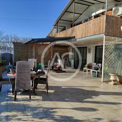 Appartement 5 pièces 1200 €