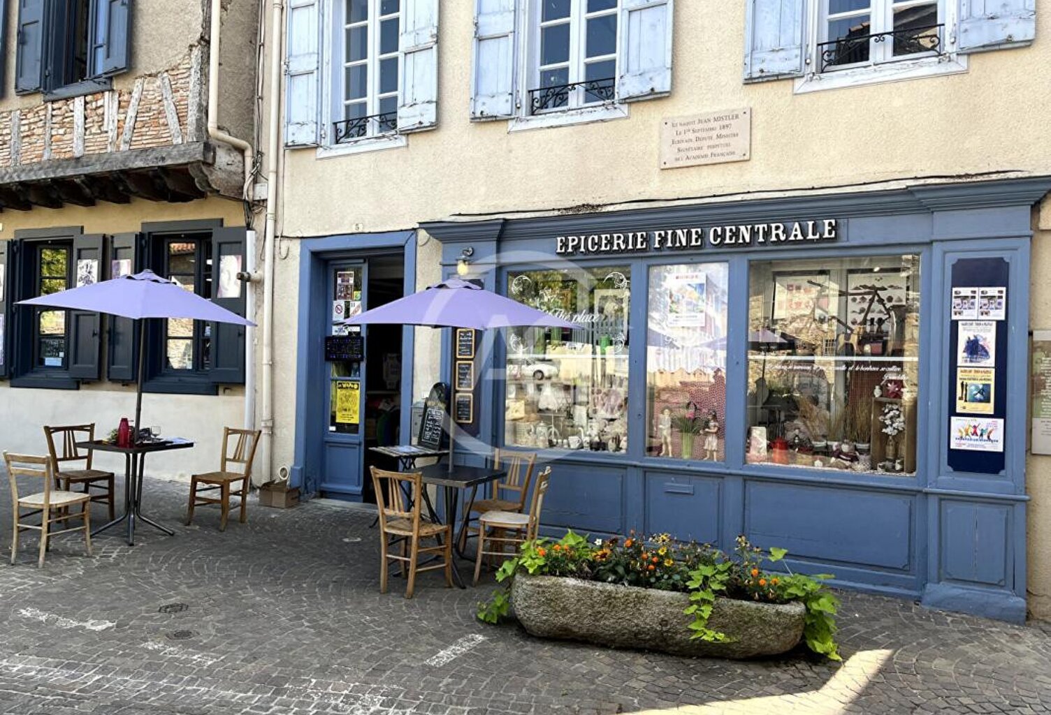 Fonds de commerce - Terrasse - Licence III - Village touristique - — photo 1