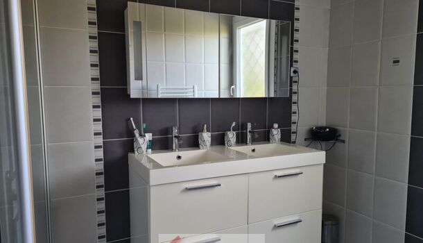 Villa / Maison 4 pièces  à vendre Saint-Sauvant 17610