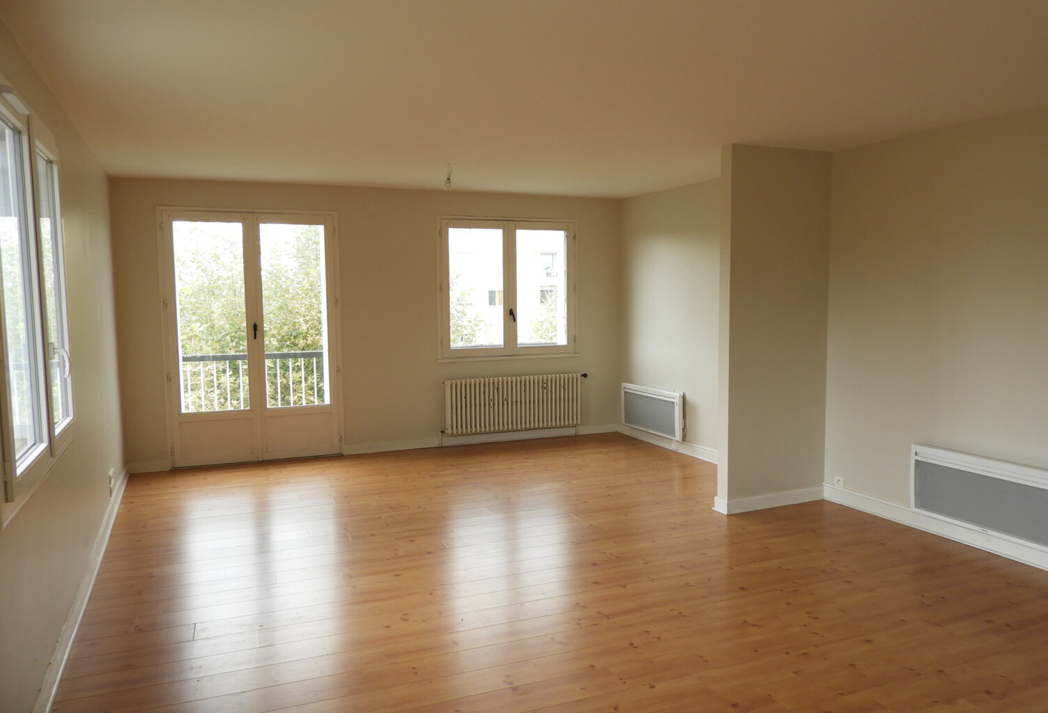  APPARTEMENT T4 - VUE CATHEDRALE — photo 1
