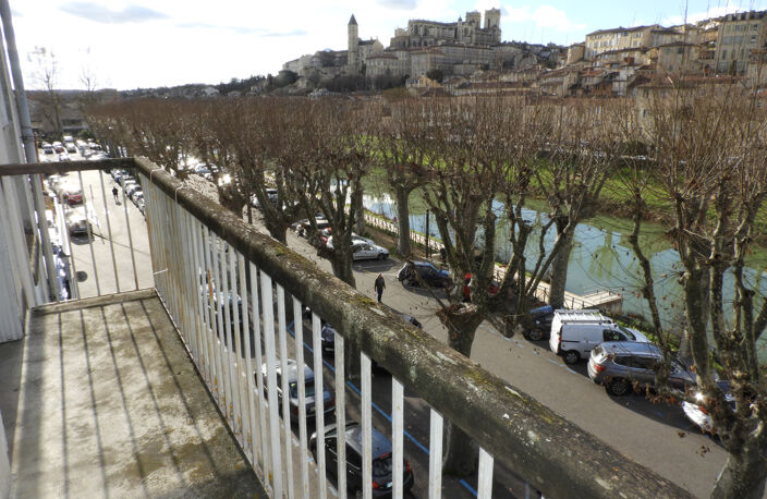  APPARTEMENT T4 - VUE CATHEDRALE — photo 4