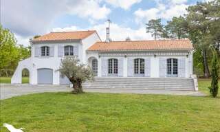 Maison 7 Pièces 194 m² à vendre à Hourtin (33990)