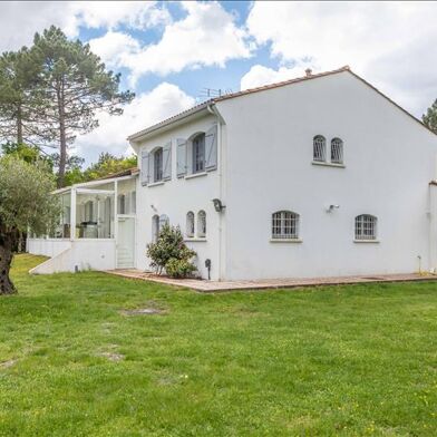 Maison 7 pièces 748800 €