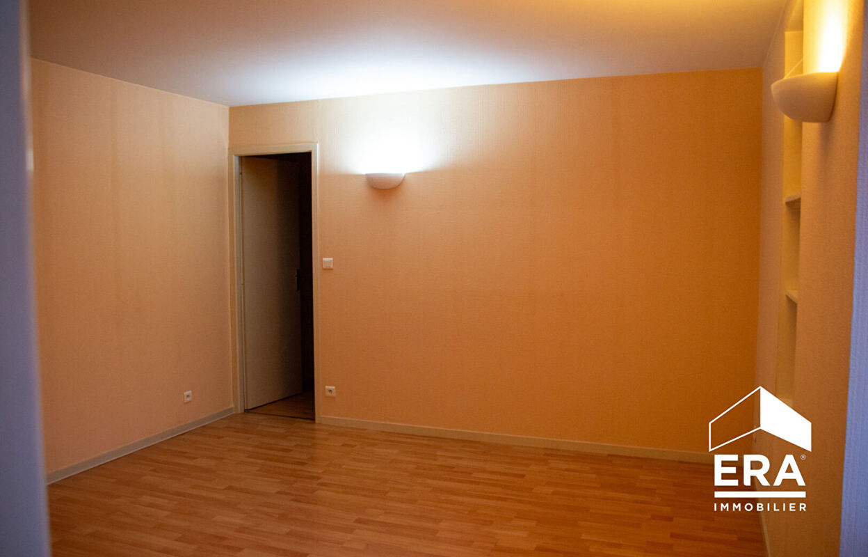 appartement 2 pièces 41 m2 à louer à Saint-Junien (87200)
