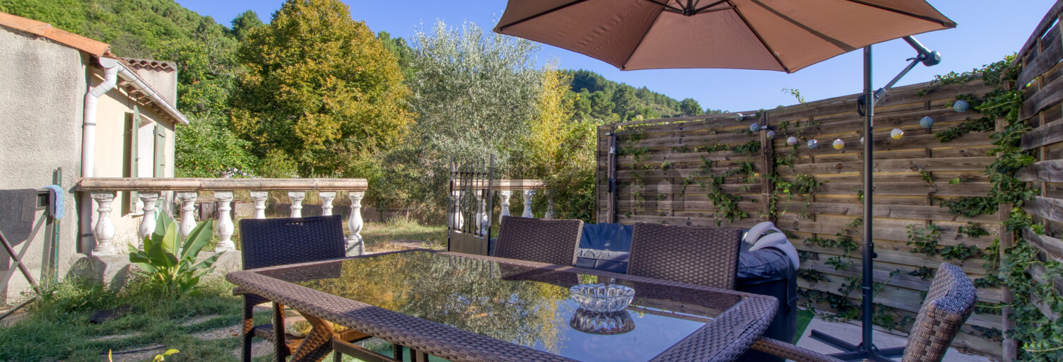 Maison 6 Pièces 143 m² à vendre à Sainte-Cécile-d'Andorge (30110)