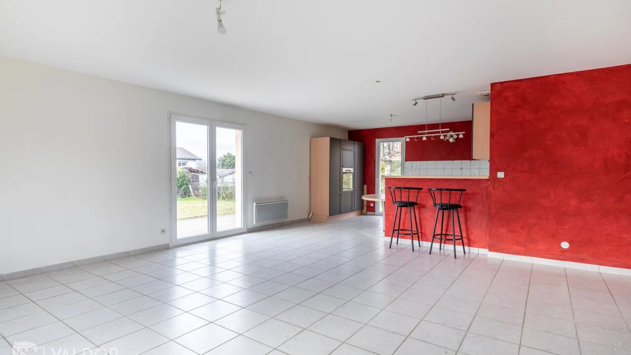 maison 5 pièces 115 m2 à Guéreins (01090)