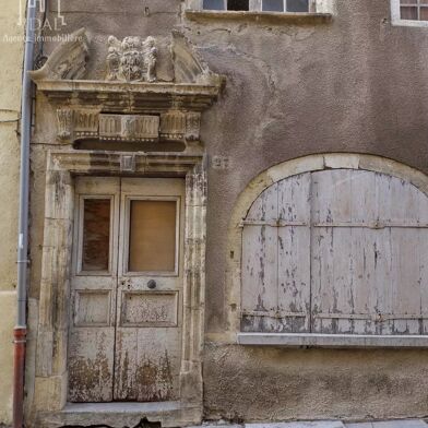 Maison  75000 €