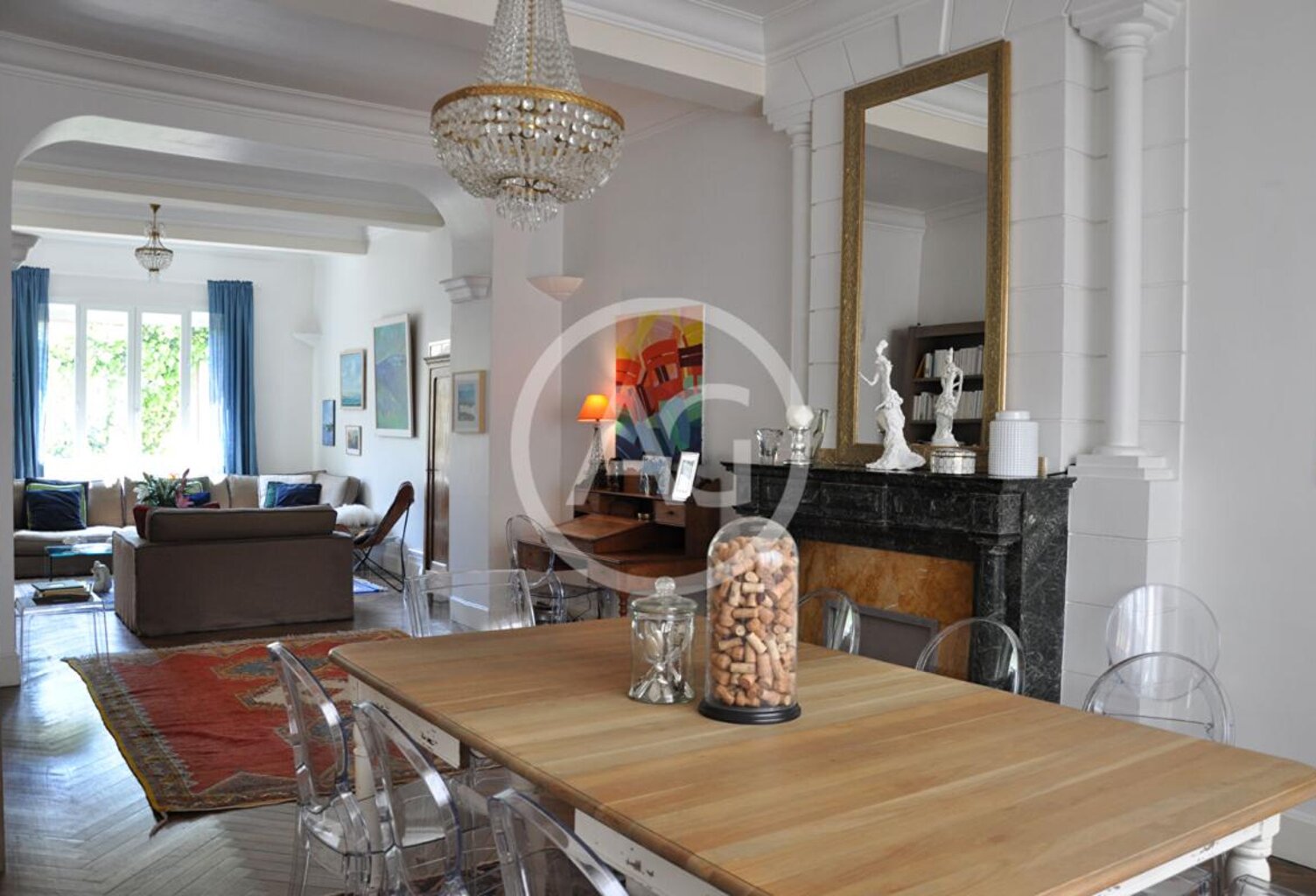 Maison  9 pièce(s) 336 m2 — photo 1