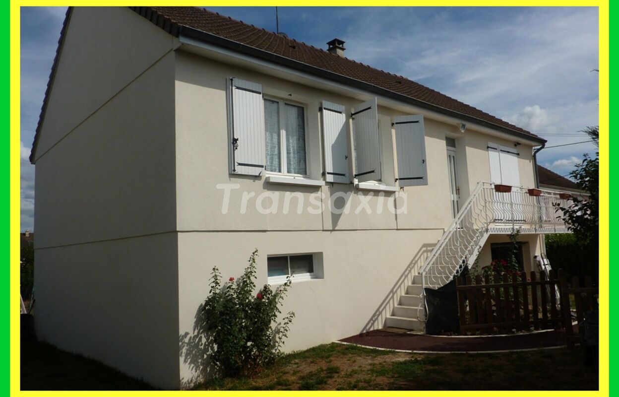 maison 4 pièces 101 m2 à vendre à Vallon-en-Sully (03190)