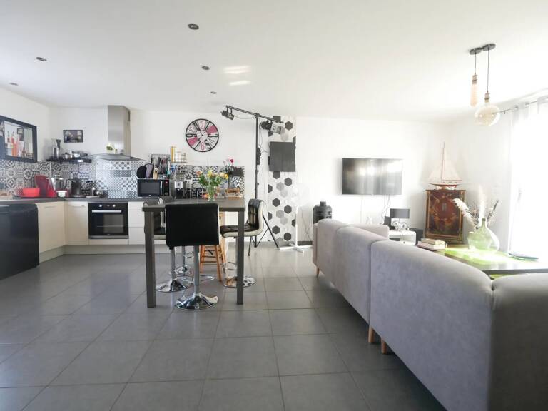Plain-pied, 3 chambres et jardin — photo 1