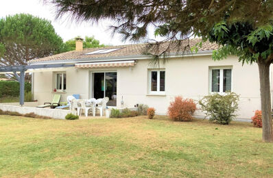 vente maison 445 400 € à proximité de Saint-Seurin-de-Cadourne (33180)