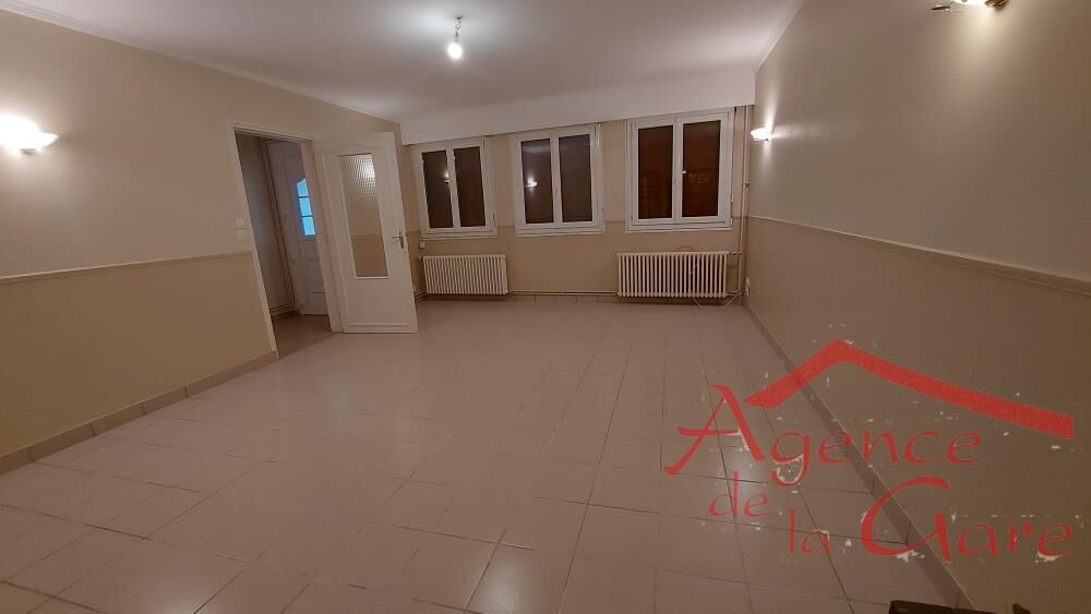 Villa / Maison  T6 à vendre Sézanne 51120