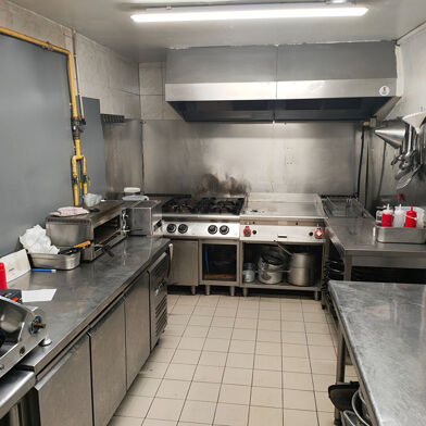 Commerce  635000 €