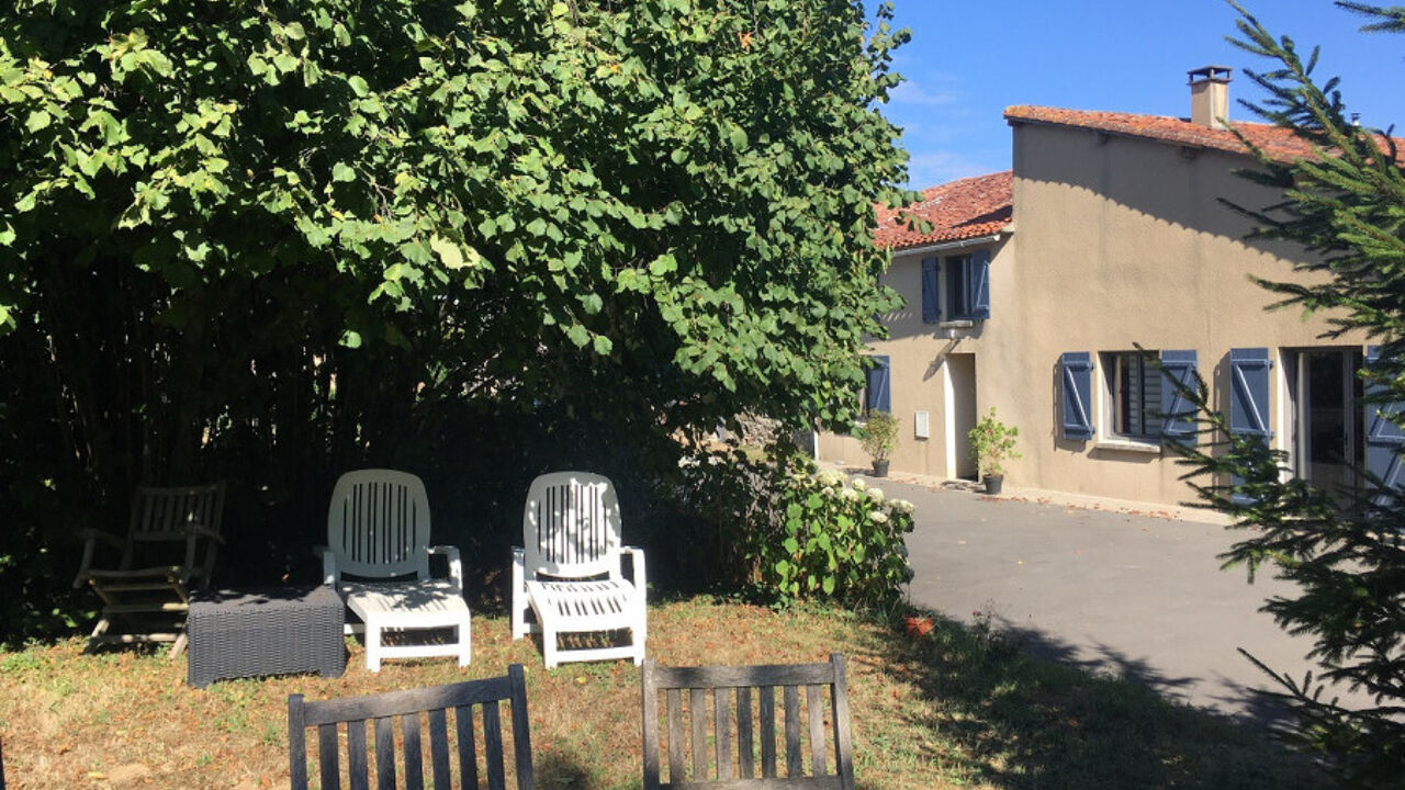 maison 6 pièces 144 m2 à vendre à Pouzauges (85700)