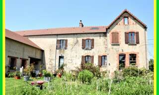 Maison 10 Pièces 246 m² à vendre à Boussac (23600)